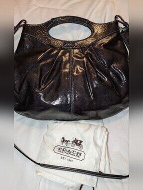 Coach Lexi Patent Leather Purse 14079 Navy Blue Lilac Lining VGUC